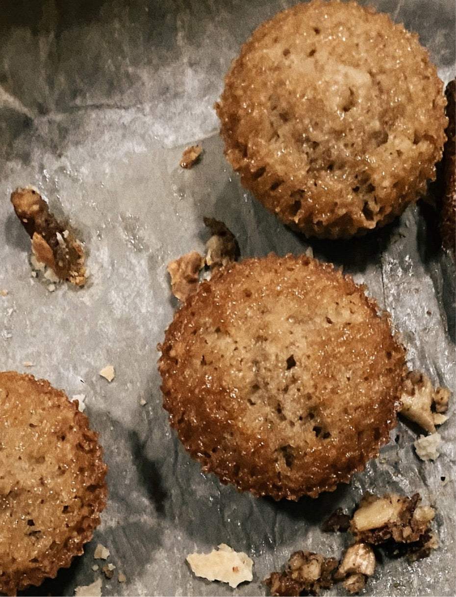 3 small maple financiers on a baking paper