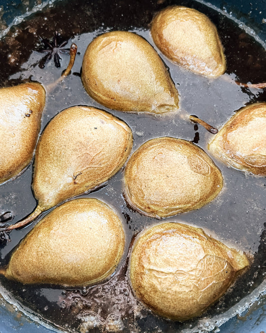 maple syrup caramelized pears in maple syrup