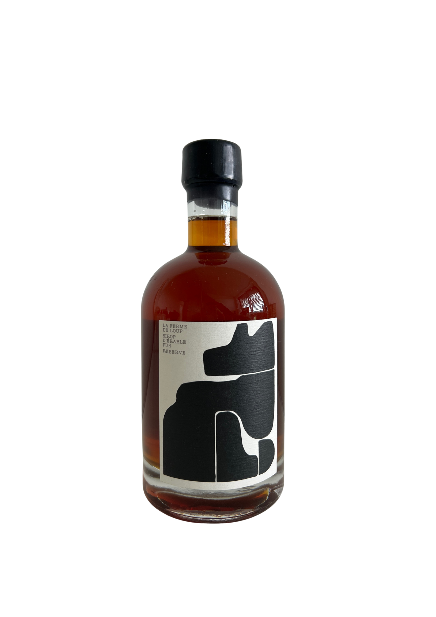 a glass bottle from La Ferme du Loup with ample maple syrup